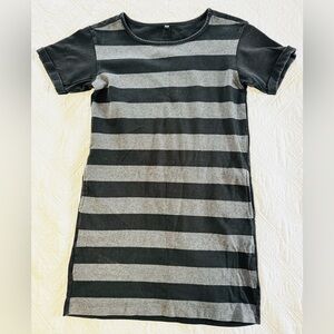 Uniqlo 100% Cotton Black and Gray Striped TShirt Dress - Sz. Medium